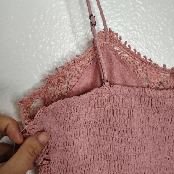 Free People Women's Pink Crochet Lace Athena Bralette Spaghetti Straps Sz M NWT - Picture 9 of 10